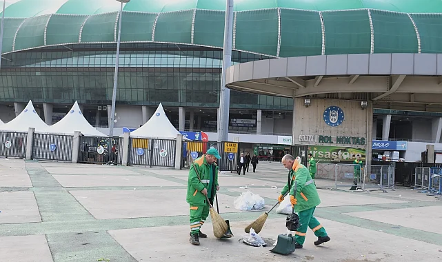 Bursa'da stadyum temizliğine Osmangazi desteği