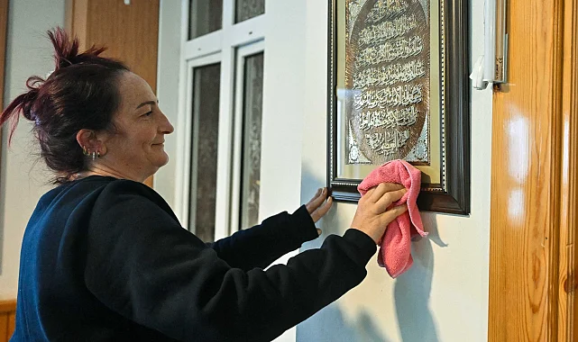 İzmir Bornova'da Ramazan temizliği