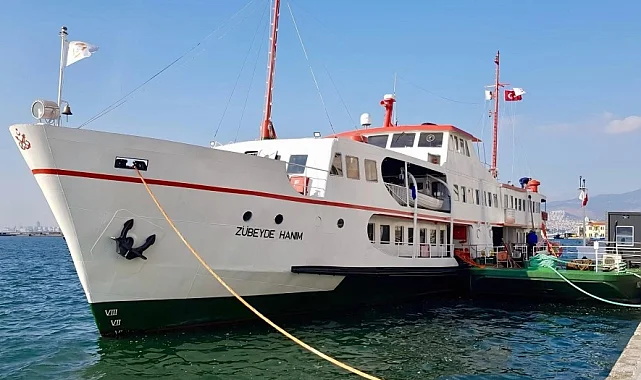İzmir limanında 'Zübeyde Hanım' ziyarete açıldı