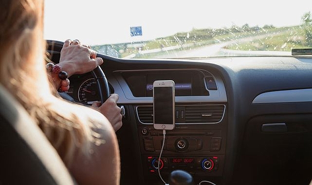 New Jersey'de öğrenci sürücüler için yeni kural: 50 saatlik denetimli sürüş zorunluluğu