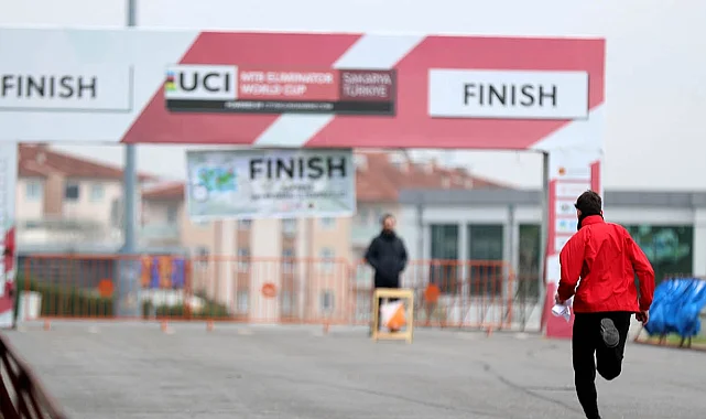 Sakarya'da Ayçiçek Bisiklet Vadisi'nde spor şöleni