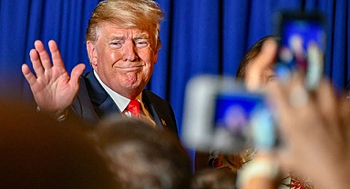 Trump, rüşvet yasasını kaldırdı, etik tartışmaları alevlendi