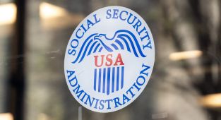 Americans who receive SSI payments learn when they will get checks