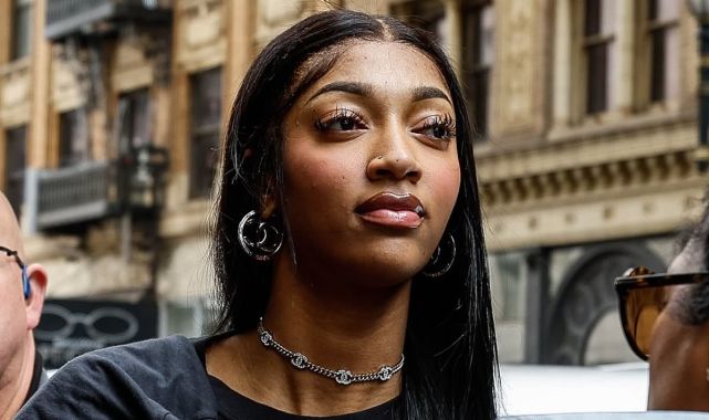 Angel Reese dons eye-catching March Madness fit carrying iconic quote
