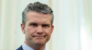 Atlantic editor threatens to release MORE war plans texts