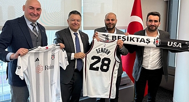 Beşiktaş USA, New York Başkonsolosu Muhittin Ahmet Yazal'ı ziyaret etti