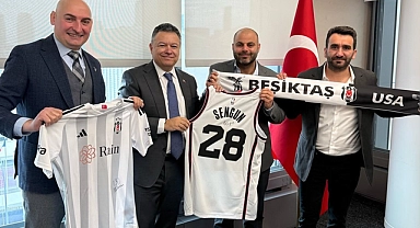 Beşiktaş USA, New York Başkonsolosu Muhittin Ahmet Yazal'ı ziyaret etti