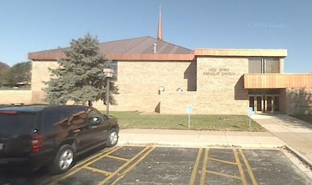 Catholic school teacher who recited prayer for migrants is arrested