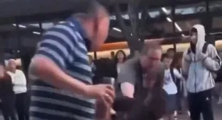 Child filmed being curb stomped unconscious by bully