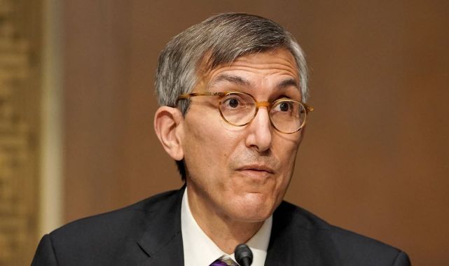 Chilling warning over vaccines issued by top FDA official as he quits