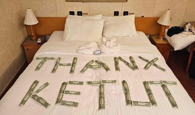 Cruise passenger's weird gesture sparks fury from seasoned travellers
