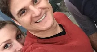 Doctor 'tries to MURDER wife by shoving her off Hawaii beauty spot'