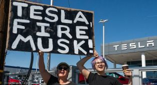Elon Musk tears into George Soros after anti-Tesla 'plot'