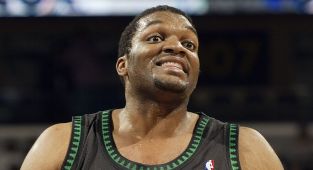 Former NBA star who weighed over 300lbs during his career dies aged 54