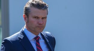 Fox News analyst left flabbergasted by Pete Hegseth's blatant denial