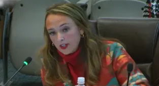 Glamorous mayor reveals shocking 'sex scandal' involving lawmaker