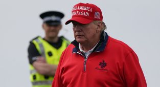 Hollywood actor reveals unsporting act committed by Donald Trump