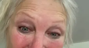 Hulk Hogan's sobbing ex-wife reveals shocking family divide