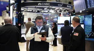 Investors' tipping point that forced them to pull out of stock market
