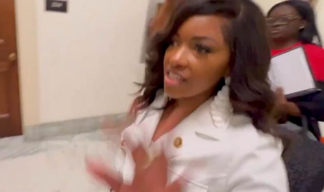 Jasmine Crockett accused of 'assaulting journalist' in Capitol