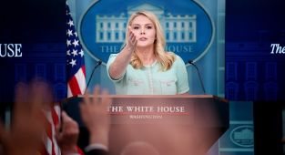 Karoline Leavitt eviscerates AP reporter's 'insulting' question