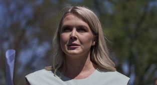 Karoline Leavitt ridicules reporters for Trump third term 'melt down'