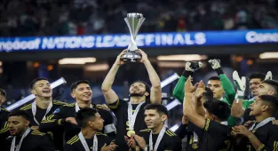 Mexico beat Panama on Jimenez penalty, win CONCACAF Nations League
