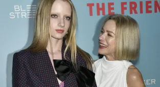Naomi Watts' teen child Kai, 16, looks downcast with mum on red carpet