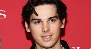Nepo baby, 24, looks identical to his 90s action star father