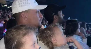Patrick Mahomes relaxes with his kids amid fan revolt at his MLS team
