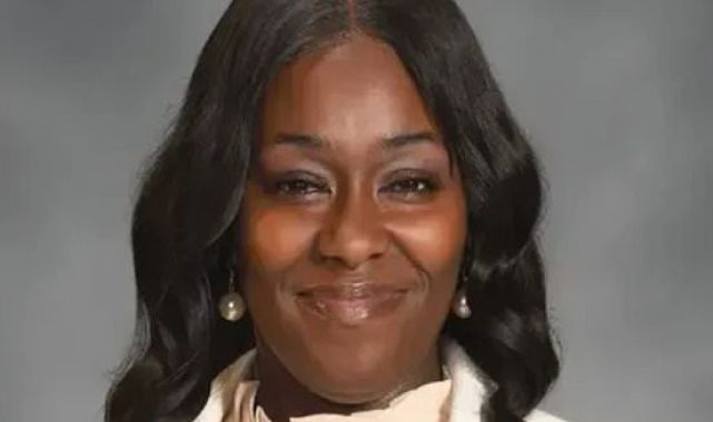 Politician staged hate crime by planting noose at her OWN desk - cops