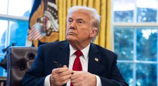 Republican voters issue Trump stinging verdict on the economy