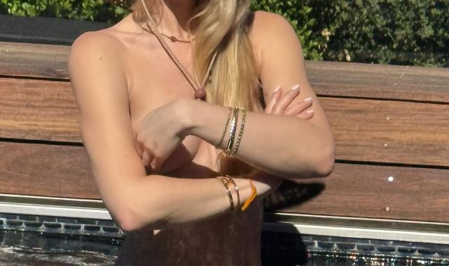 Sean Stewart's girlfriend poses nude after he leaves rehab