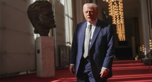 Trump ENDS Secret Service protection for Biden children