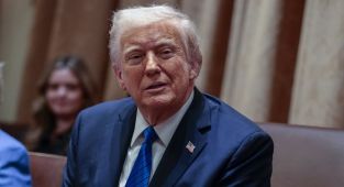 Trump tears into 'left-wing billionaires' behind Tesla fire bombings