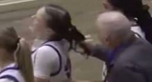 What high school basketball coach said after pulling player's hair