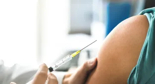 Woman contracts deadliest virus after being given the wrong vaccine