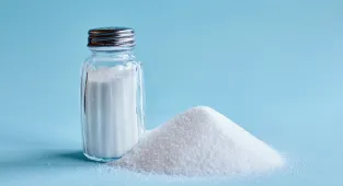 Adding salt to food can increase risk of depression and anxiety