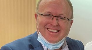 American academic faces 15 years in jail for insulting royal family