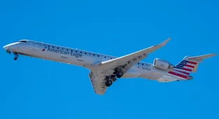 American Airlines jet fills with smoke two months after DC crash