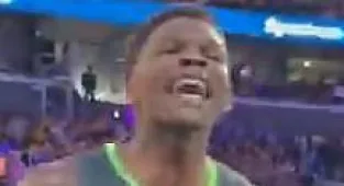 Anthony Edwards makes bizarre claim in spat with Lakers fans