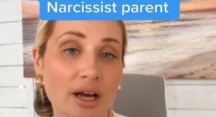Are you a peacock parent? How your narcissism could impact your kids