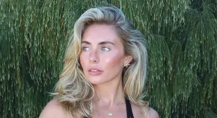 Awkward moment influencer Camilla Araujo tells Bonnie Blue she