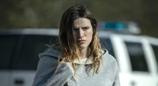 Bella Thorne accuses Mickey Rourke of 'bruising her genitals' on set
