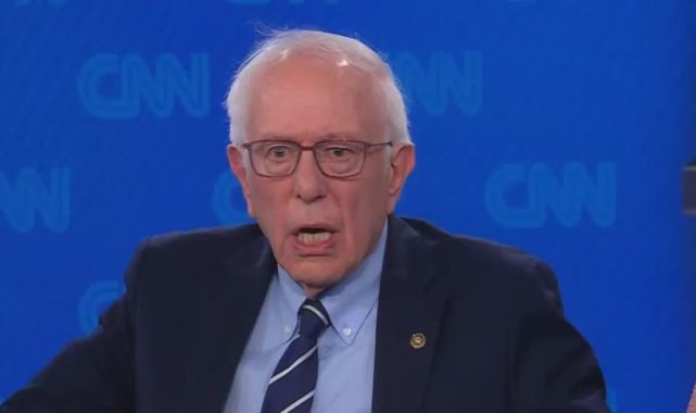 Bernie Sanders annihilates CNN for being out of touch with Americans