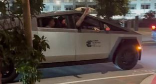 California man gives Nazi salutes from window of Tesla Cybertruck