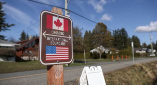 Canadian border town business blames tariff war for closure