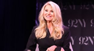 Christie Brinkley looks sensational as she puts on leggy display