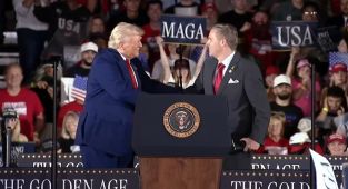 CNN black sheep Scott Jennings joins Trump on stage in Michigan