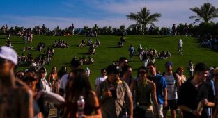 Coachella attendees seek shelter amid near record-breaking heat